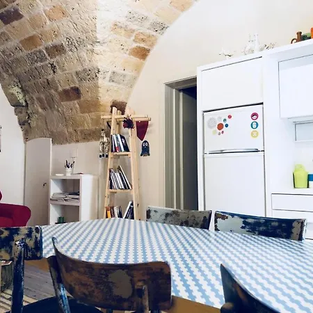 شقة Corte San Pantaleo غالاتينا