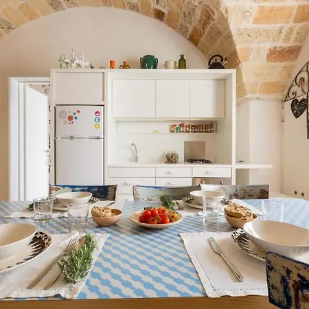 Corte San Pantaleo * غالاتينا